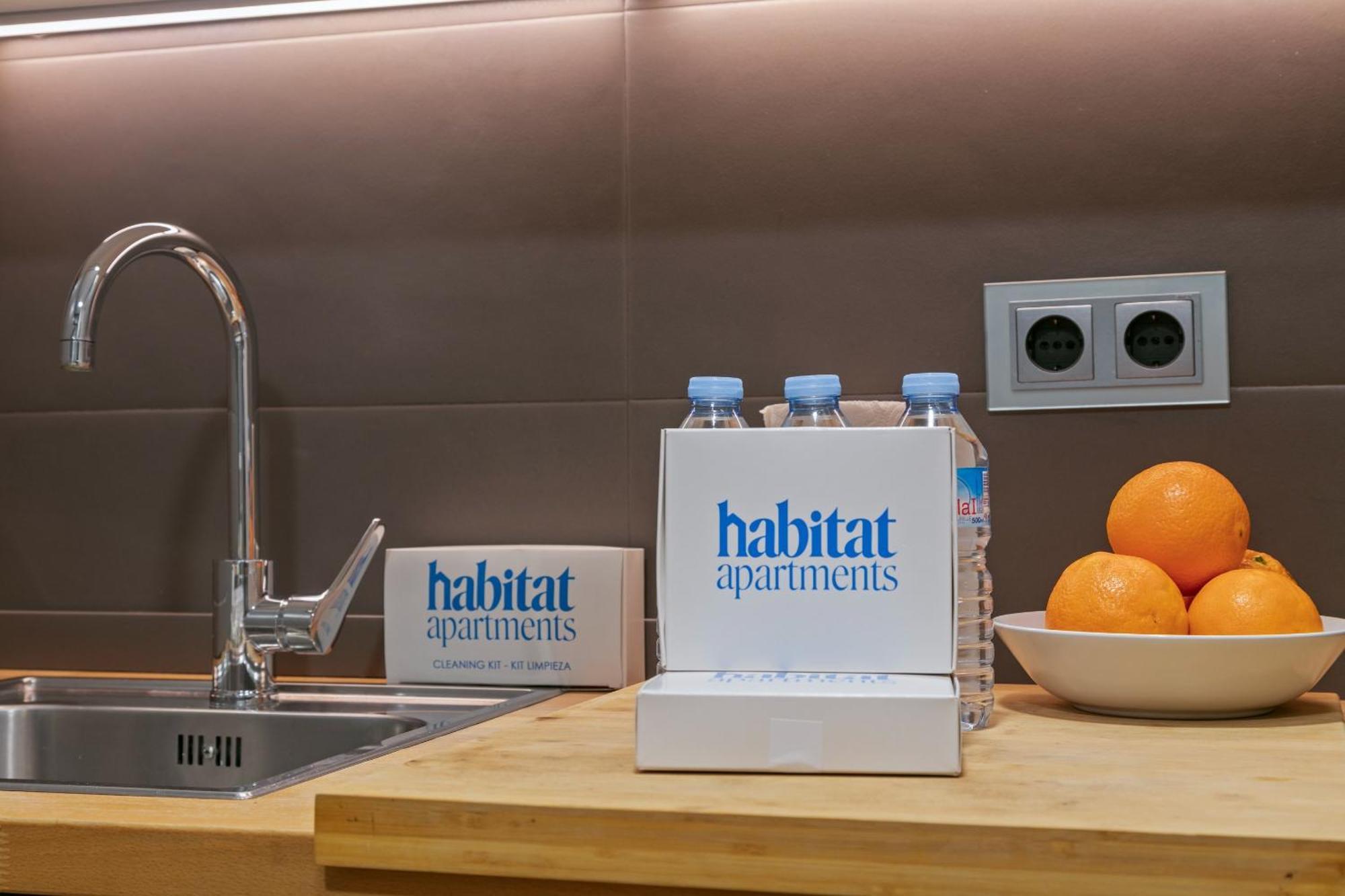 Habitat Apartments Garden View Βαρκελώνη Εξωτερικό φωτογραφία